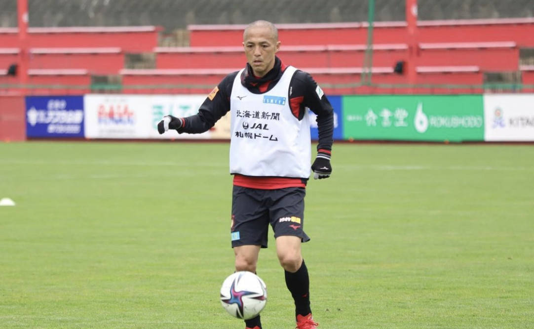 韩日世界杯20周年，日本老国脚再聚首你能全部认出他们吗？？？？