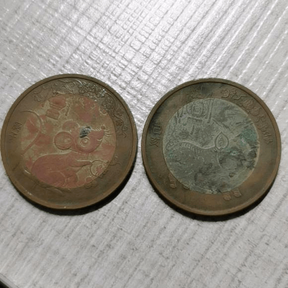 “战损风”的纪念币，竟然是这么形成的！？