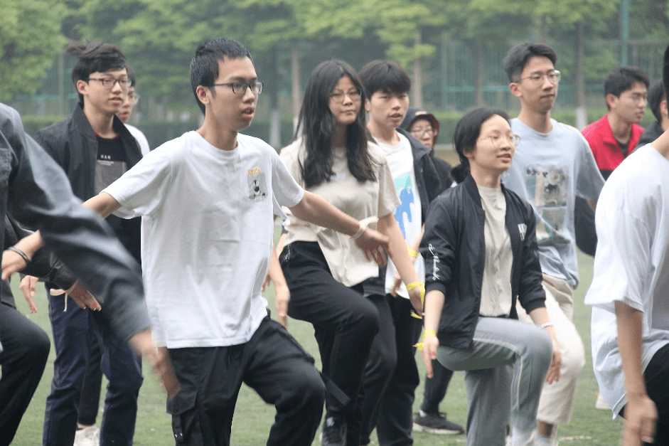 立人行 | 立人班：趣味拓展运动“Kin-Ball”