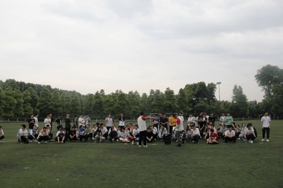 立人行 | 立人班：趣味拓展运动“Kin-Ball”