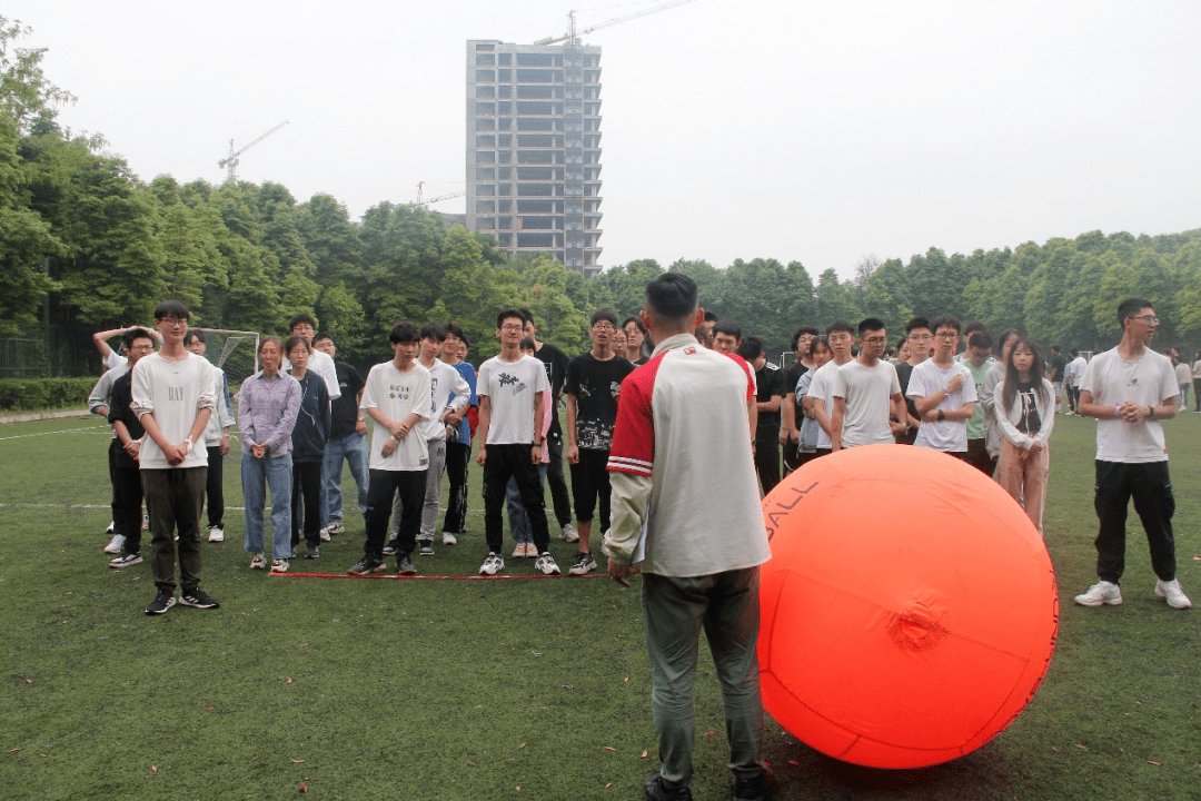 立人行 | 立人班：趣味拓展运动“Kin-Ball”