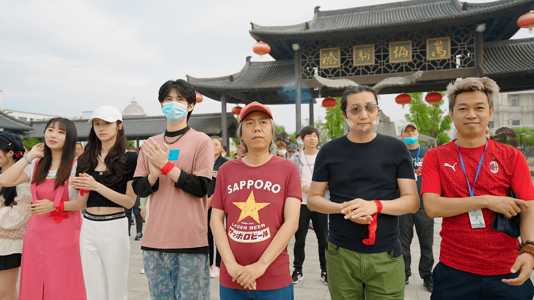三部精品网络剧在象山影视城开机！