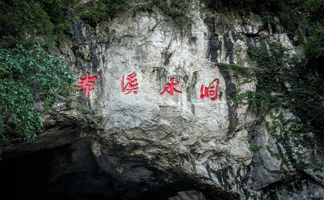 辽宁AAAAA景区有6个，大连较多有2个，其余几个也不在同一座城市