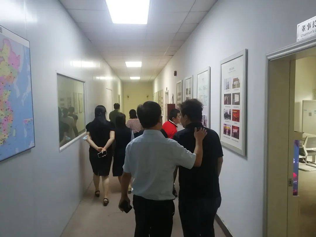 金网教育精英学员企业走访活动走进迪士美酒业