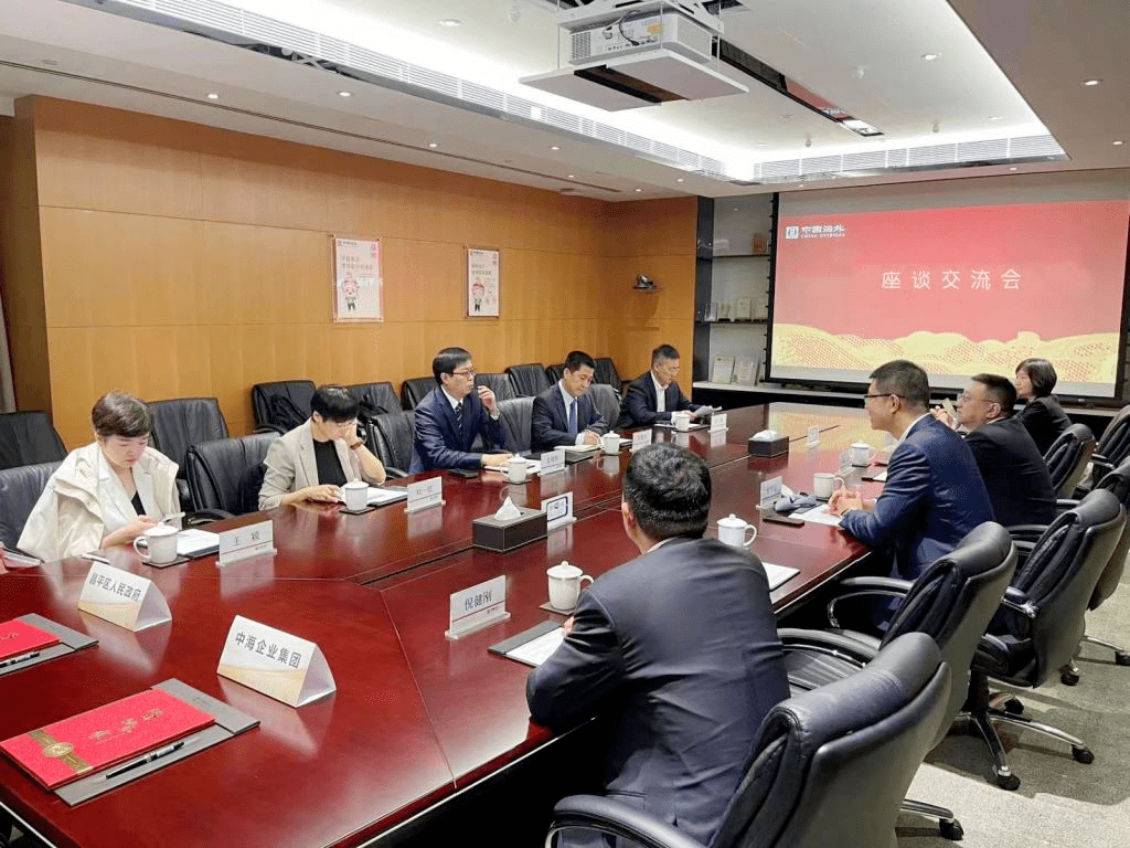 区领导带队赴香港新加坡招商考察