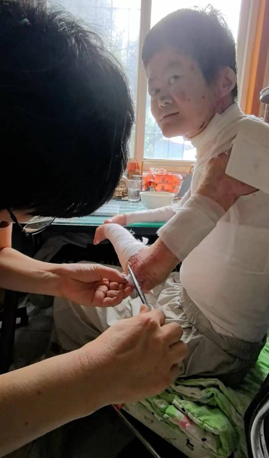 医生断言“活不过2岁”的郑州罕见病女孩，24岁“带伤出征”，开启西藏之行