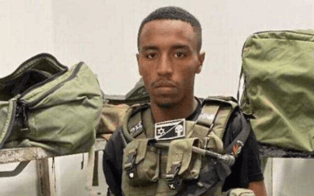 以色列军方宣布：一名以军士兵在加沙城遭哈马斯狙击手袭击身亡