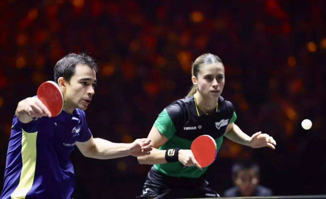 国乒提前锁定混双冠军，男、女双打各有3对进4强 | WTT中国大满贯双打