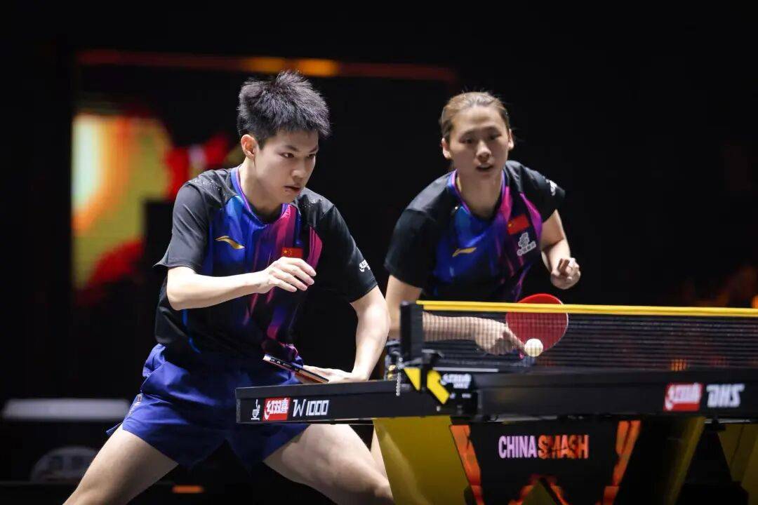 国乒提前锁定混双冠军，男、女双打各有3对进4强 | WTT中国大满贯双打
