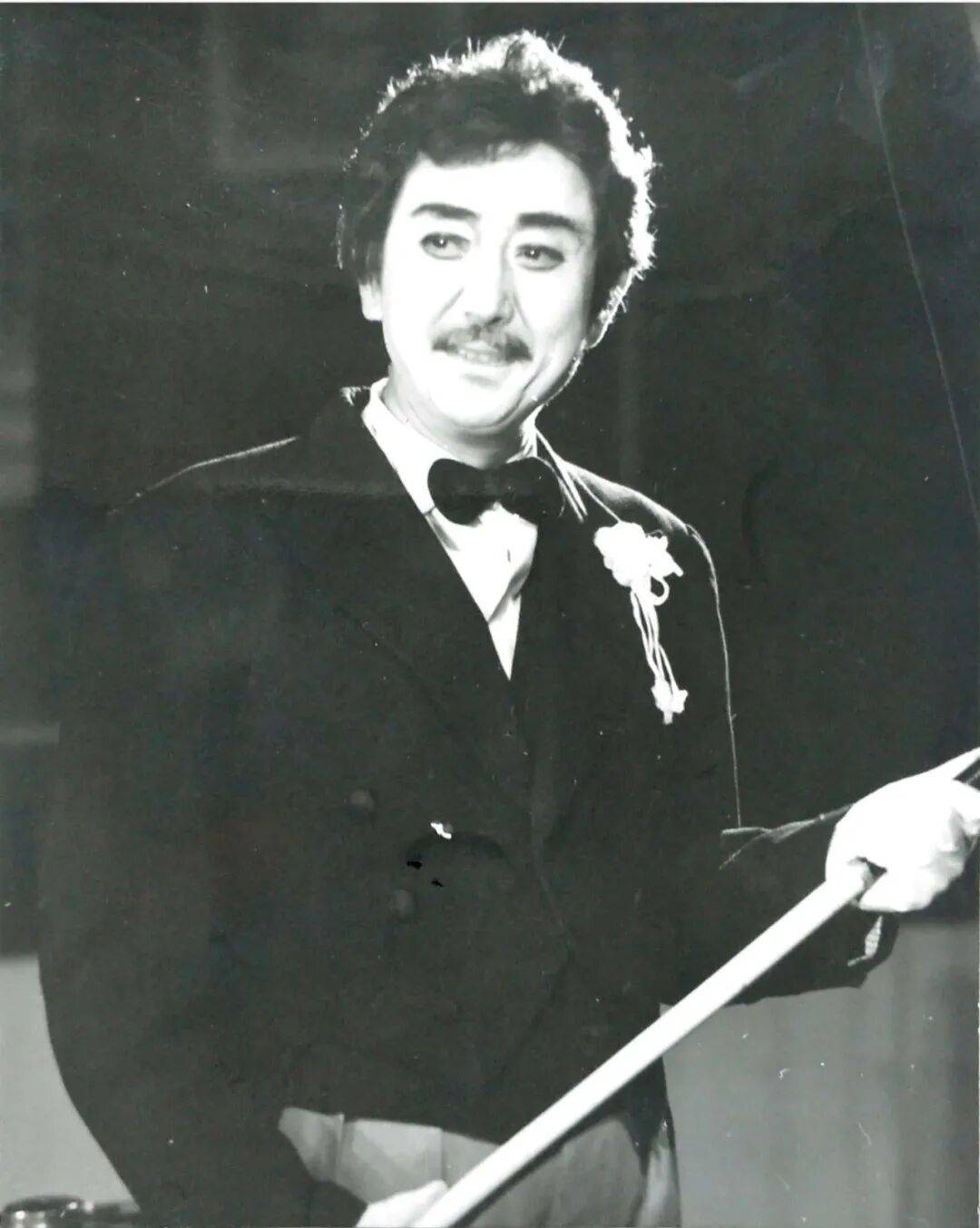 痛悼!著名表演艺术家因病去世,曾是无数人的童年记忆