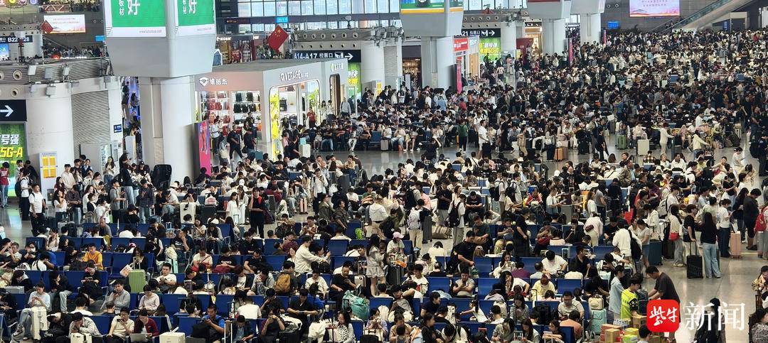 江苏铁路8天累计发送旅客超1030万人次