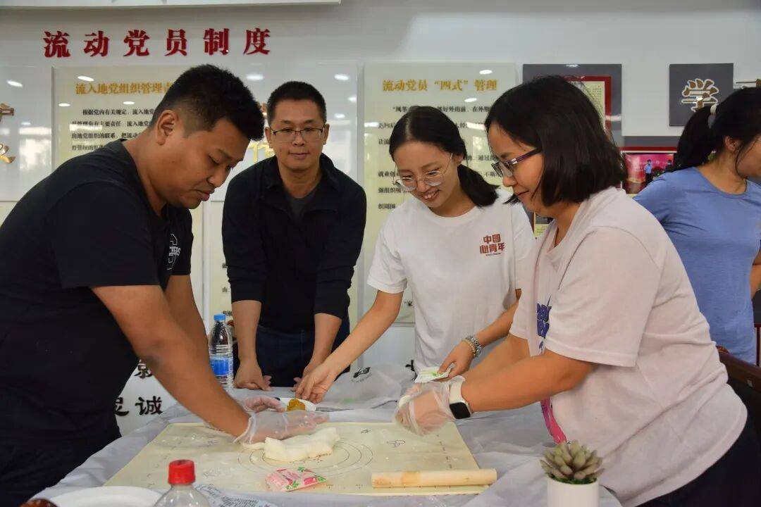 月圆中秋 情系两岸——各区组织丰富多彩活动与台胞共迎中秋