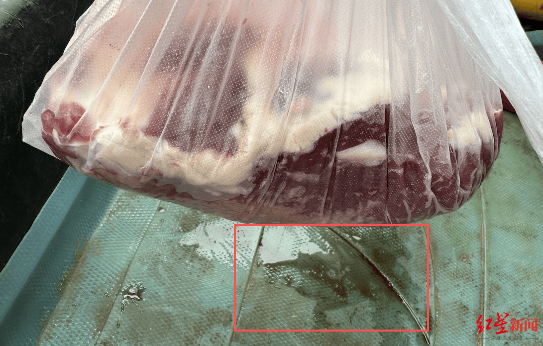 注水牛肉调查：屠宰场藏身农家院，深夜切开牛胸注水数分钟，牛肉连夜送批发市场