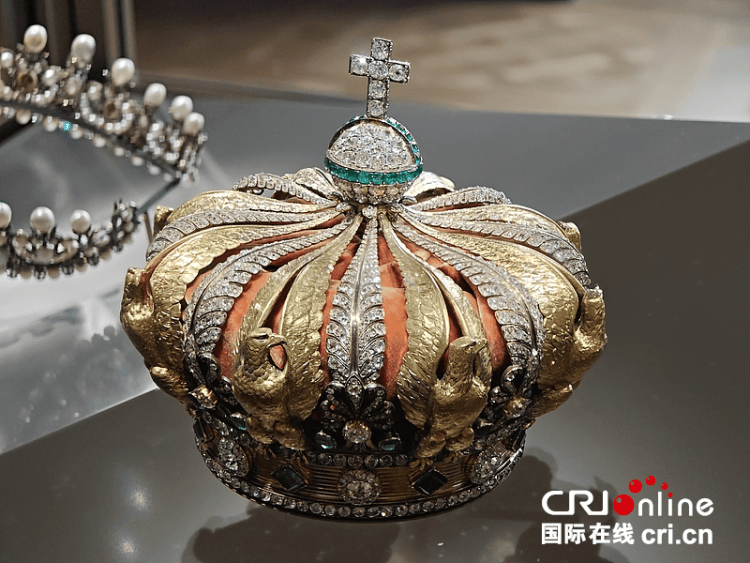 卢浮宫遇劫案情披露:数件“无价”文物被窃,四人分工配合,作案过程只持续几分钟,蒙娜丽莎或为“现场目击者”?