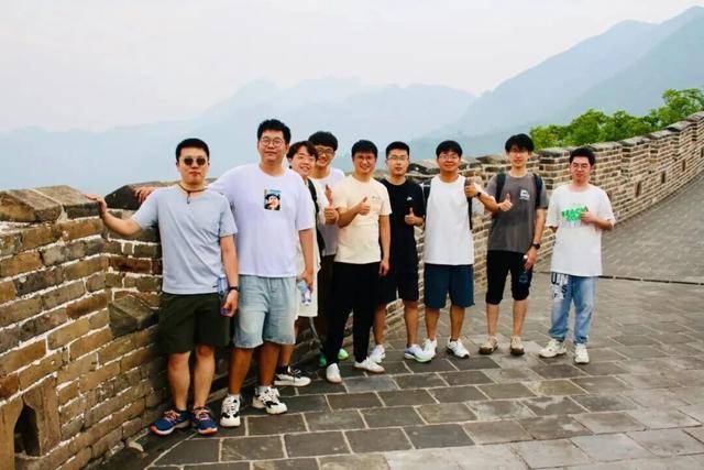 突破瓶颈!我国成功研制新型芯片