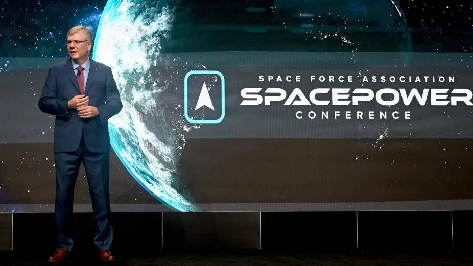 美国空军部长：中国真不是抄袭美国，人家自主创新