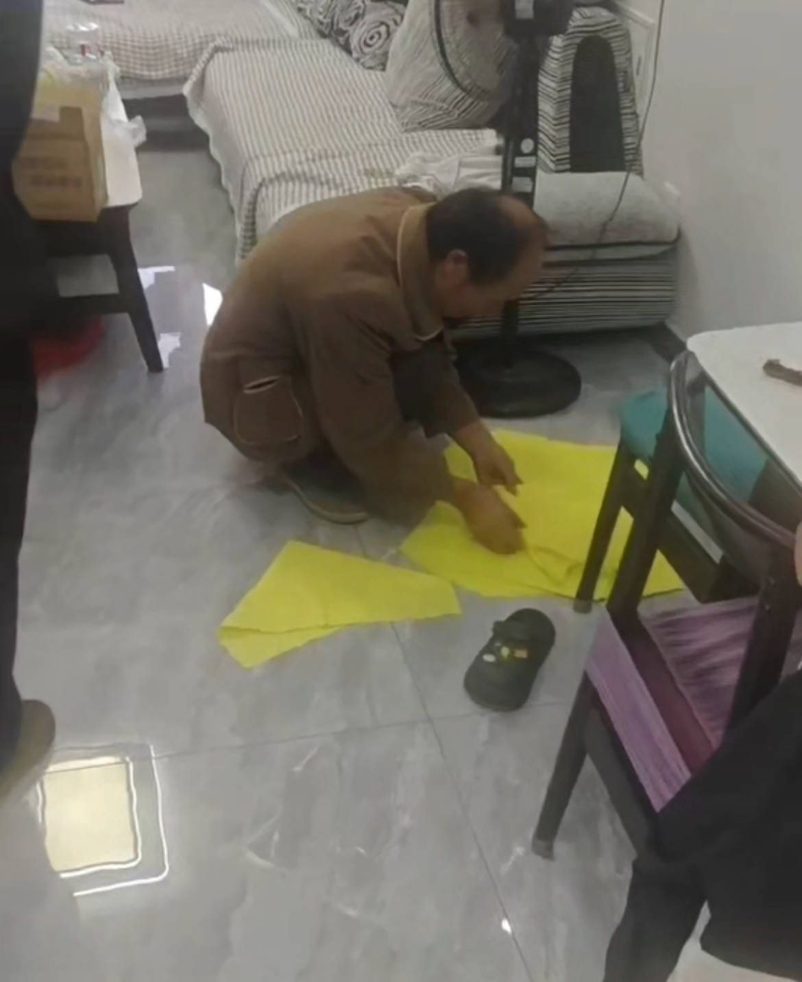 疑因离婚多年的前妻订婚,临沂一男子上门将其杀害,死者家属:检方已提起公诉