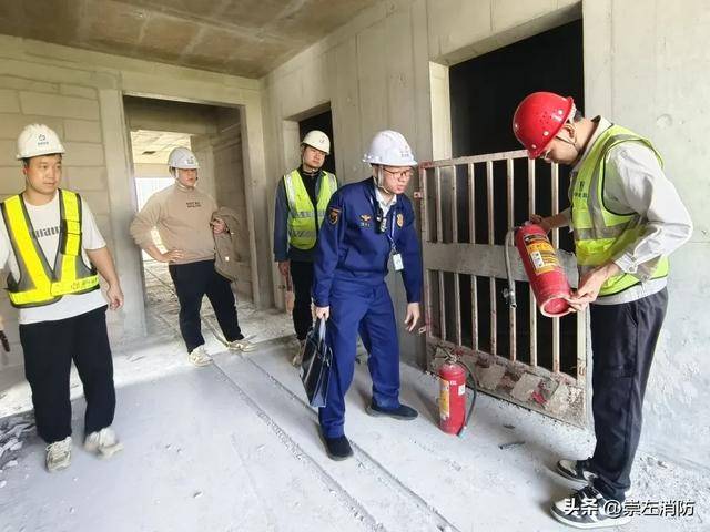 崇左消防靶向施策开展高层建筑重大火灾隐患排查整治工作