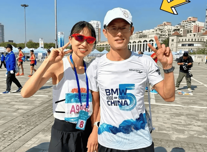 张水华辞职后携老公直播秀恩爱,称白岩松是自己恩人