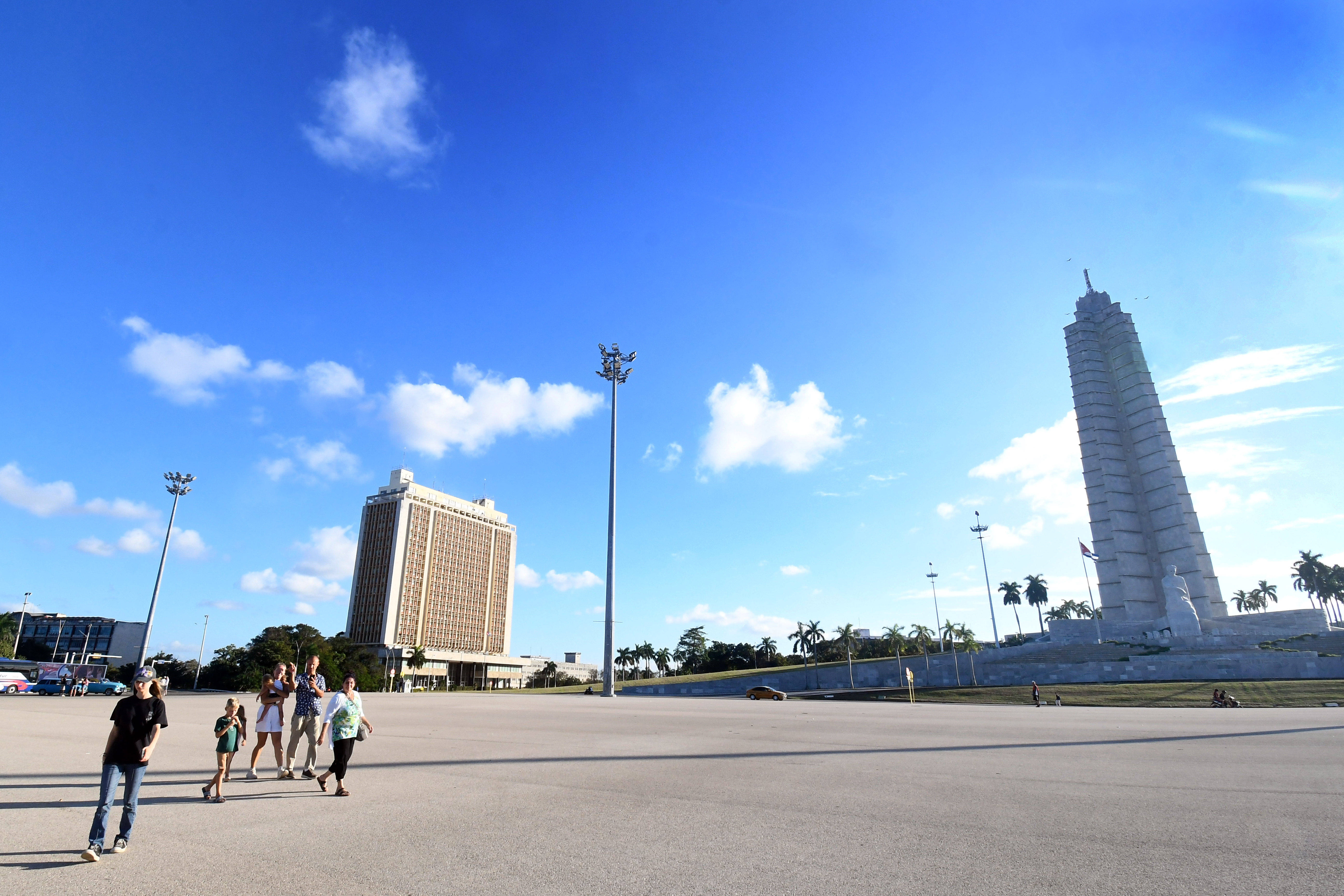 古巴国家主席：把一切都当作生意的人，没资格对古巴指手画脚